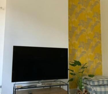 Winton Apartment | Family friendly flat, Perfect for a Dorset escape