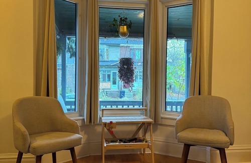 Parkdale House | Family-friendly fully detached home close to Lakeshore, High Park & Roncesvalles