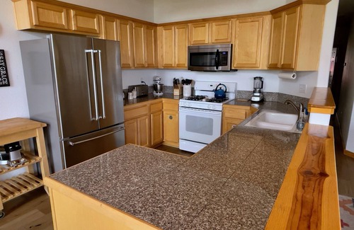 Truckee Condo | Family Friendly, Gorgeous Views and steps to Tahoe Donner Ski Hill