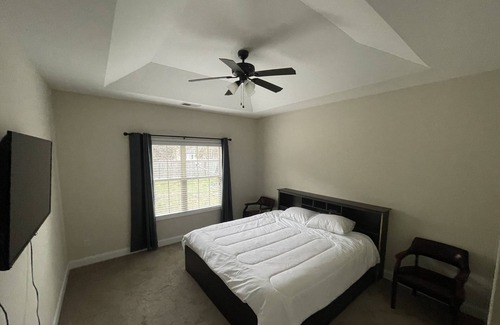 West Columbia House | Family Friendly Home Near Everything