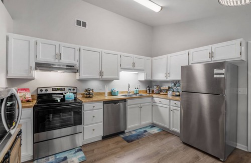 Summerville House | Family Friendly Home Near Sweet Tea Festival 2025