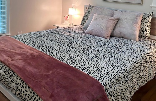 Gainesville House | Family friendly home minutes from the lake