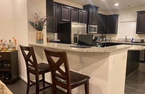 St. Charles House | Family Friendly Home near DC