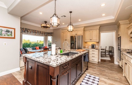 Felicita House | Family Friendly Home Away from Home w/Game room