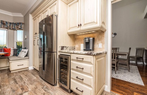 Felicita House | Family Friendly Home Away from Home w/Game room