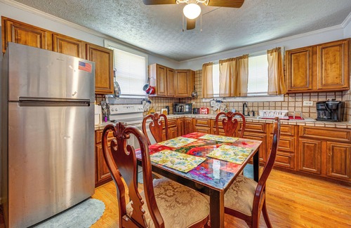 Kannapolis House | Family-Friendly Home Near Parks & Lakes!