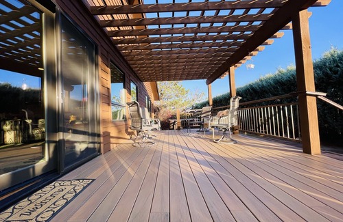 Red Lodge Ski Chalet | Family friendly home south of town, minutes from Ski Hill, WIFI and Hot Tub