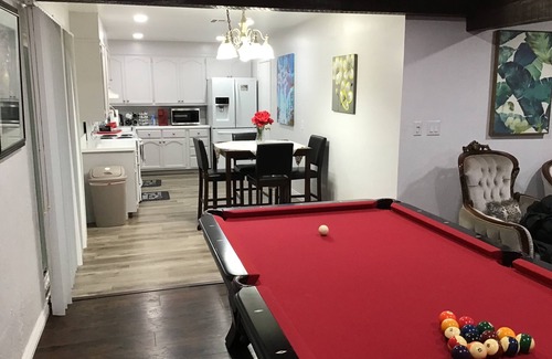 El Cajon House | Family Friendly Home With A Pool Table.