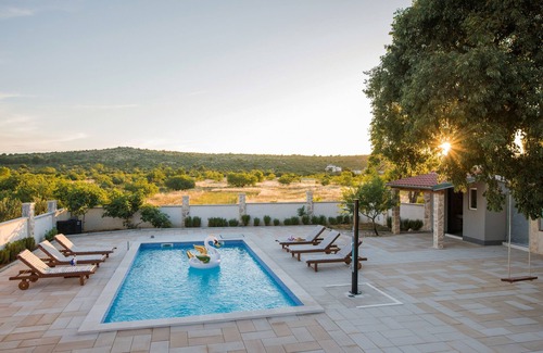 Primosten Burnji House | Family friendly house with a swimming pool Primošten Burnji, Primošten (K-21068)