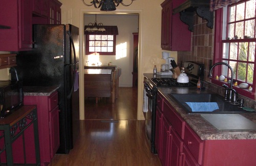 Sterling House | Family friendly house on Lake Ontario