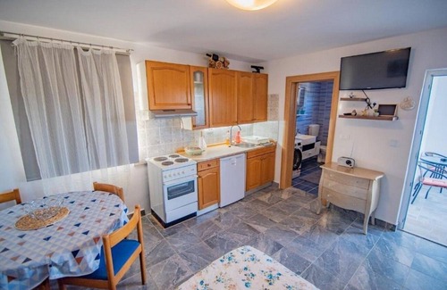 Dazlina House | Family friendly house with a swimming pool Dazlina, Šibenik (K-23303)