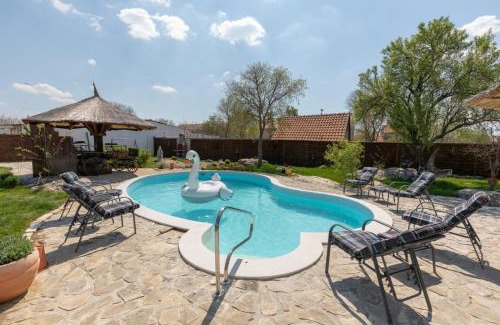 Bogatic House | Family friendly house with a swimming pool Bogatic, Krka - 17168
