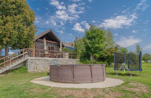 Velike Bloke Ski Chalet | Family Friendly Kraševec Lodge - Happy Rentals