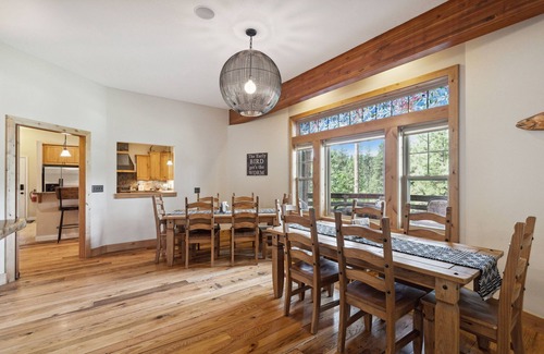 Superior Cabin | Family friendly lodge just west of Missoula