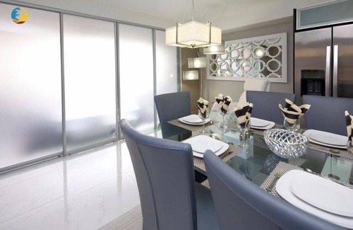 La Gorce Apartment | Family Friendly Modern Beachfront Apartment - 519