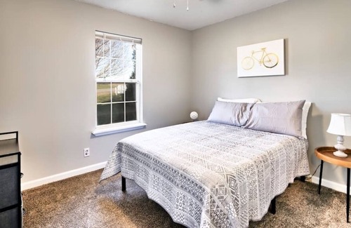 Clarksville House | Family-Friendly Oasis with King Bed and Large Fenced Yard