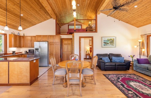 Hawi Cottage | Family-Friendly Ocean View Cottage with Spa on 10 acre private estate