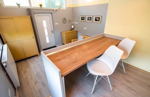 Cerklje ob Krki Apartment | Family-Friendly Quiet Apartments with Terrace and Shared Garden - Studio Apartment with Terrace