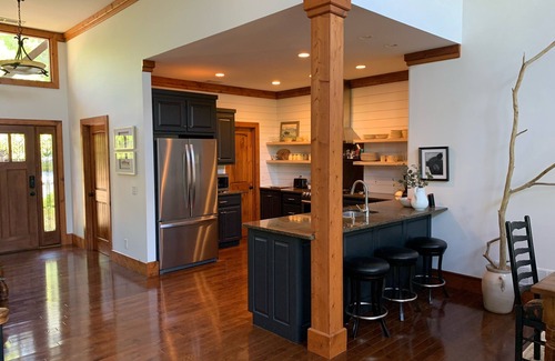 Clarkesville House | Family Friendly Retreat on Lake Burton- Sleeps 12