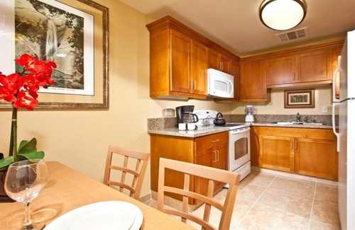 Little Tuscany Condo | Family-Friendly Resort! Pool, Hot tub!