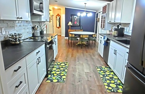 Weeki Wachee Gardens House | Family-Friendly Riverfront Home w/Game Room, Kayaks, Swim Mat & Space to Play