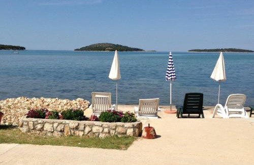 Krapanj Apartment | Family friendly seaside apartments Krapanj, Sibenik - 18004
