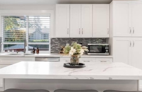 Renton House | Family Friendly: Seattle Close, Hot Tub, Game Room