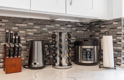 Renton House | Family Friendly: Seattle Close, Hot Tub, Game Room