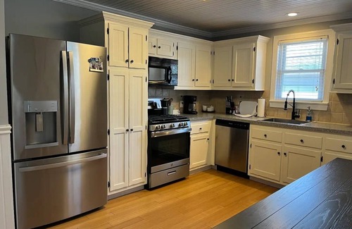 Somers Point House | Family Friendly Shore Home