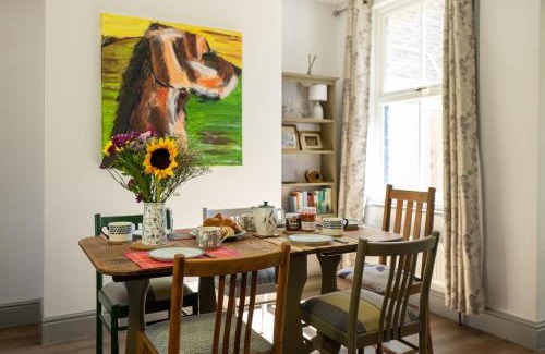 Deal House | Family friendly, sleeps 5, 3 mins to beach