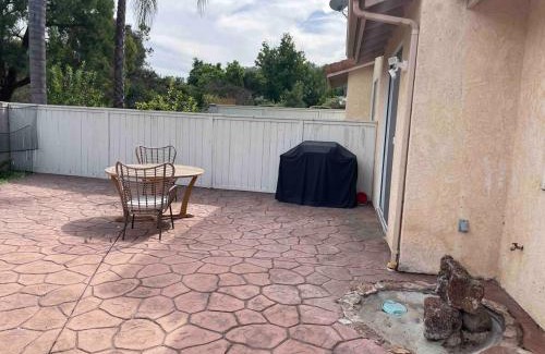 Miramar Ranch North House | Family-Friendly Sunny SD Escape, Sleeps 8, Beach, Zoo, Downtown & Convention Center