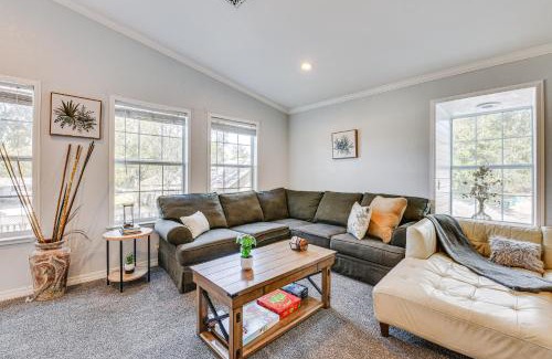 Wright House | Family-Friendly Duplex 6 Mi to Fort Walton Beach!