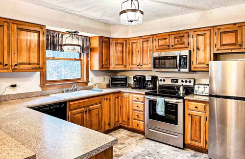 Moultonborough House | Family friendly~Lake Kanasatka~Trout Pond~Kayaks