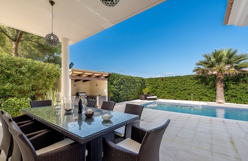Santa Ponsa Ski Chalet | Family-friendly Villa Tres Reyes with spacious pool area