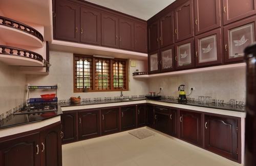 Kuttattukulam Villa | Family-friendly villa with relaxing pool in Ernakulam