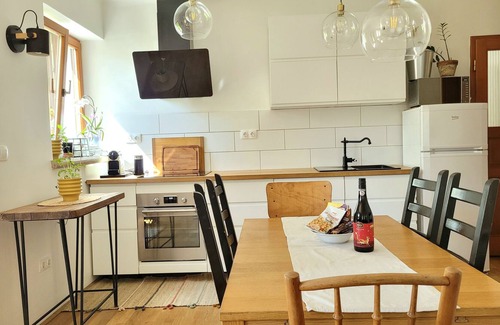 Kissvabhegy Condo | Family friendly villa Budapest