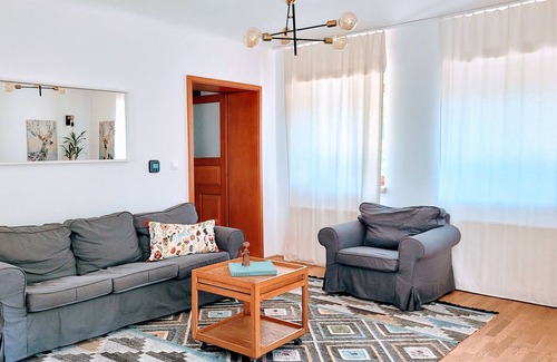 Kissvabhegy Condo | Family friendly villa Budapest