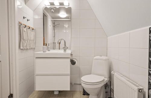 Katrineholm Villa | Family Friendly Villa near the Water