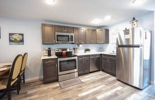 Vacation Village Villa | Family Friendly Villa near Disney, pool, sleeps 6