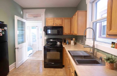 New Albany House | Family Friendly! Walkable to downtown shops. Backyard playhouse and fire pit!