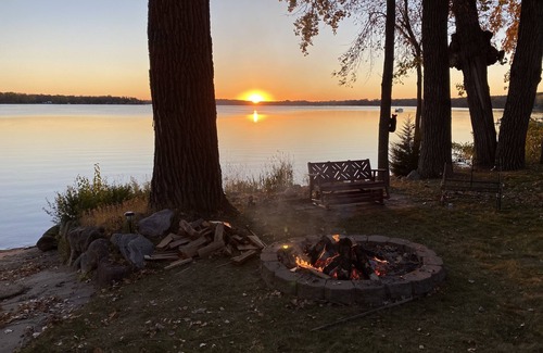 Prior Lake House | Family-Friendly, Waterfront Home With Open Floor Plan And Beautiful Lake Views!