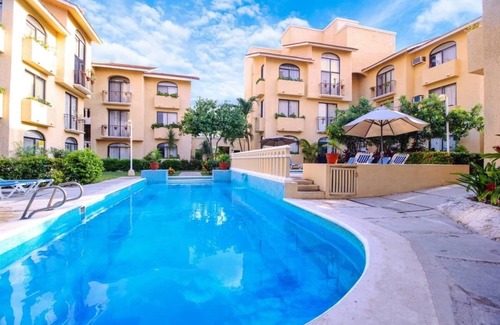 Puerto Juarez Resort | Family Friendly Waterfront Resort in Cancun w/Waterpark!