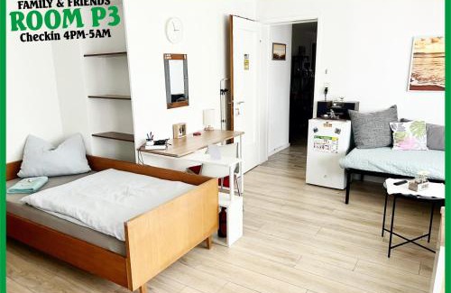 Creglingen House | Family & Friends Room P3, 5 beds, 25qm, Check-in 4PM till 5AM