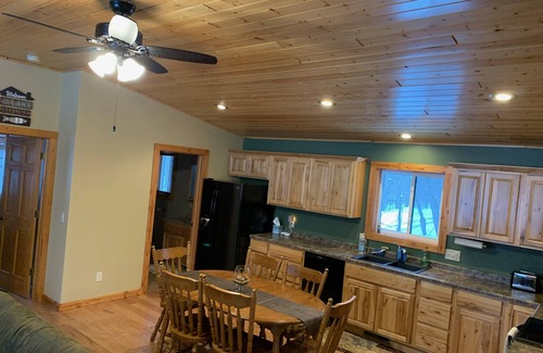 Park Falls House | Family fun on a great fishing lake