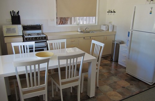 Lancelin House | FAMILY FUN TIMES a skip from the BEACH 💦