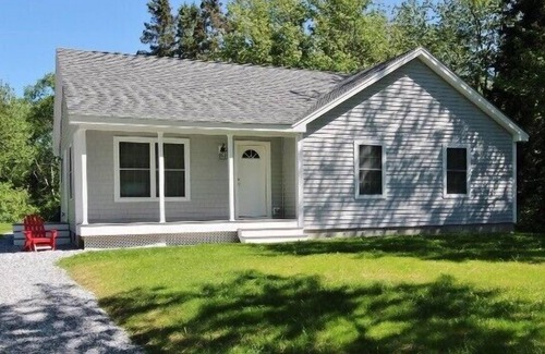 Port Clyde House | Family Get-Away. Just Steps from the Ocean!