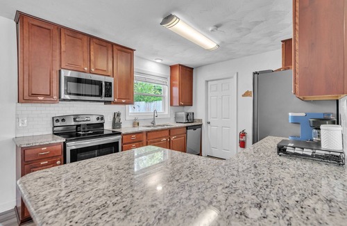 Bayview House | Family Getaway + 1 Block from Beach + Game Room + Fenced Yard - We Welcome Dogs!