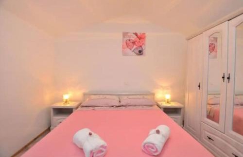 Kozljak Apartment | Family Green apartman Carlo