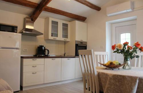 Kozljak Apartment | Family Green apartman Carlo