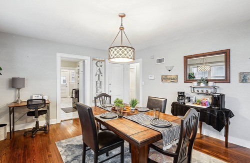 Kansas City House | Family & Group Friendly Home - Spacious, Comfy, & Fully Equipped